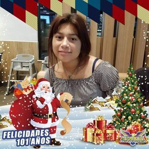 Meet your Posher, Estela